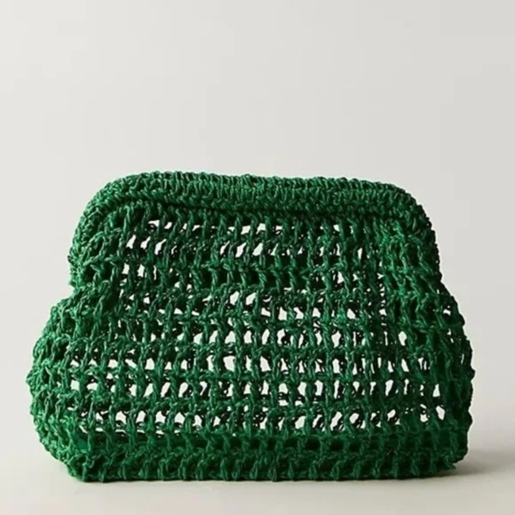Free People Raffia Sand Bound Clutch Woven Crochet Bag in Jelly Bean NWT - Picture 1 of 5